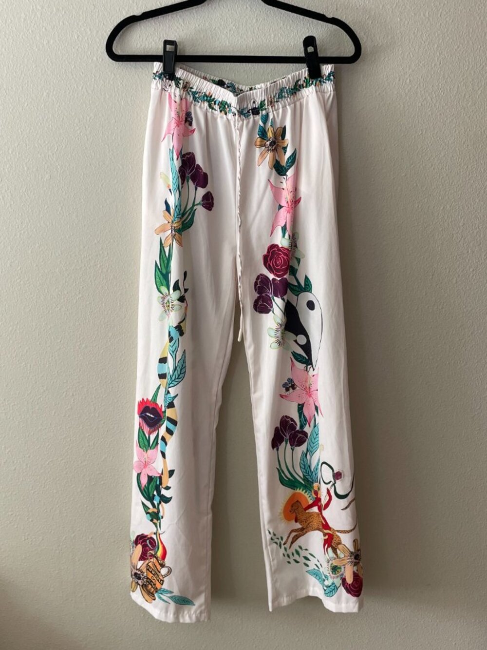 Maximalist artsy graphic two piece matching set - Picture 4 of 6